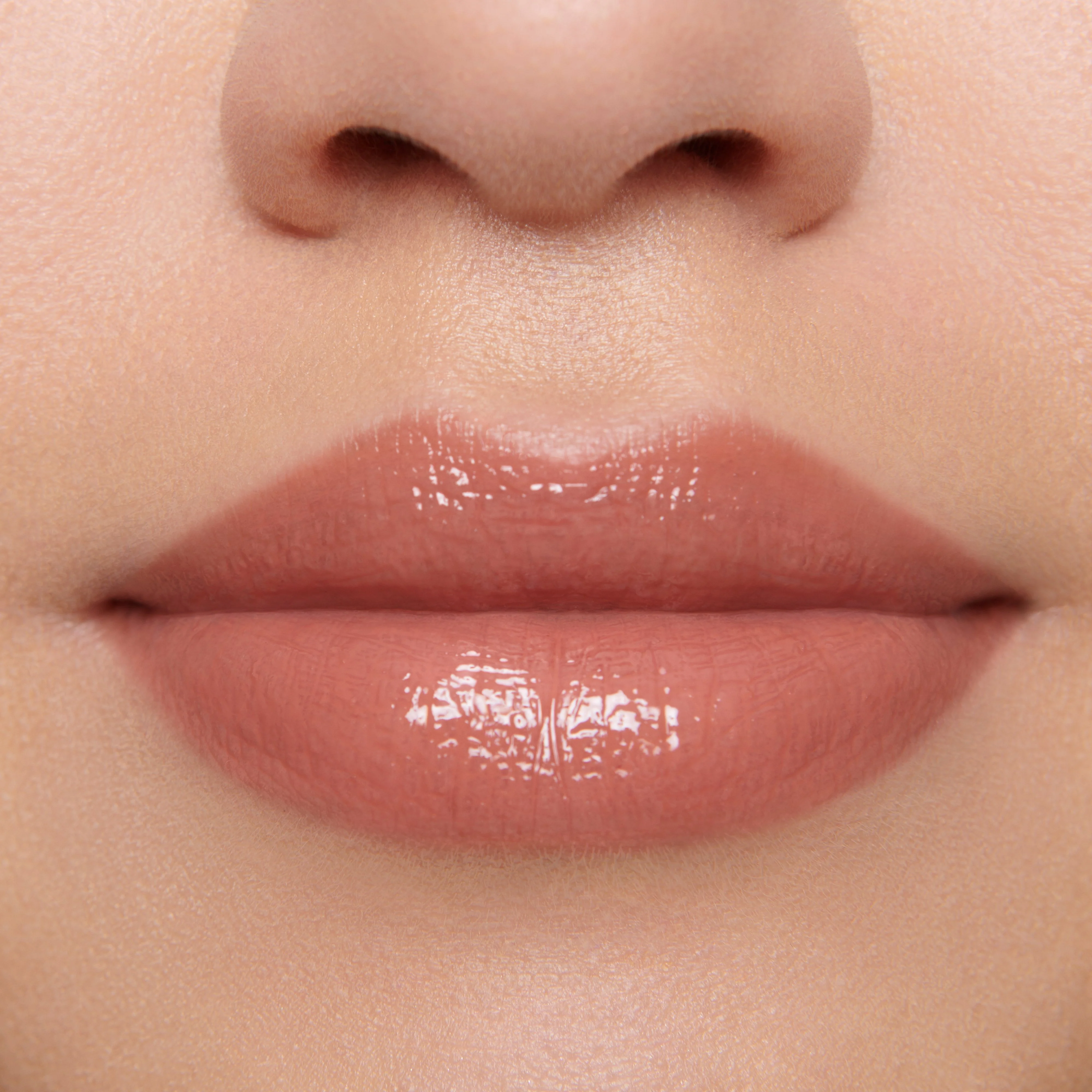 Affair (Gloss Embrace Lip Gloss) - Image 7