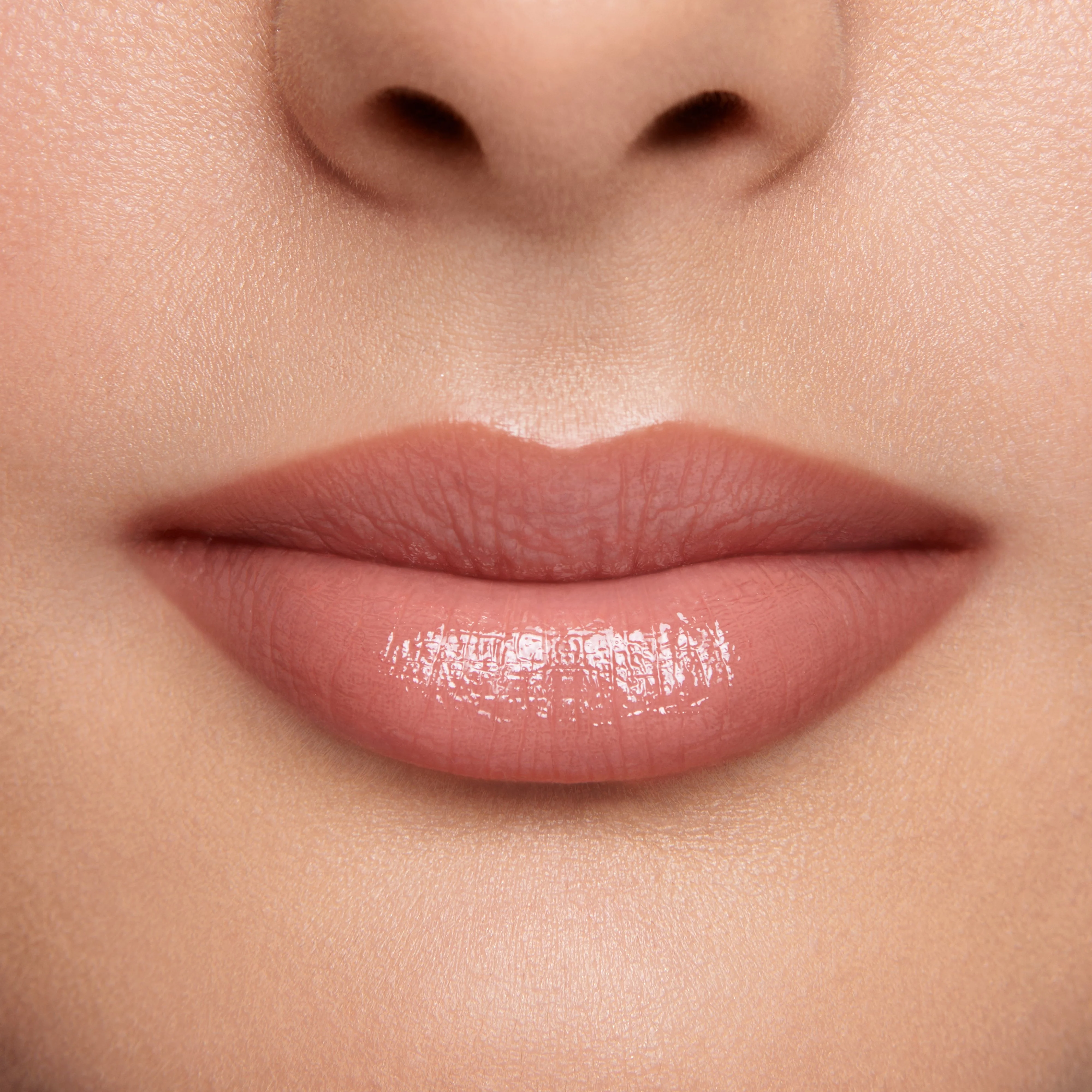 Affair (Gloss Embrace Lip Gloss) - Image 8