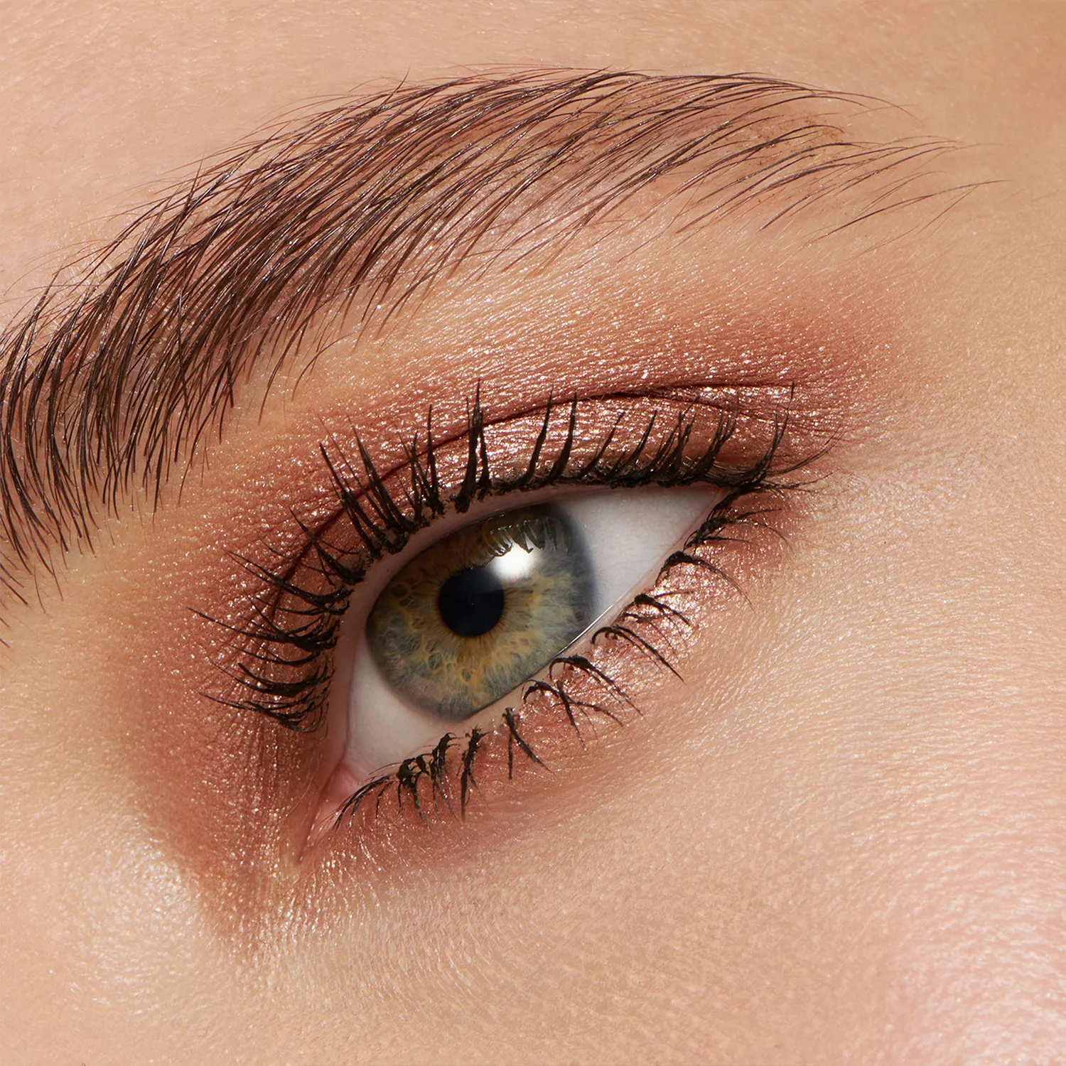 Anjelica (Liquid Lurex Eyeshadow) - Image 4