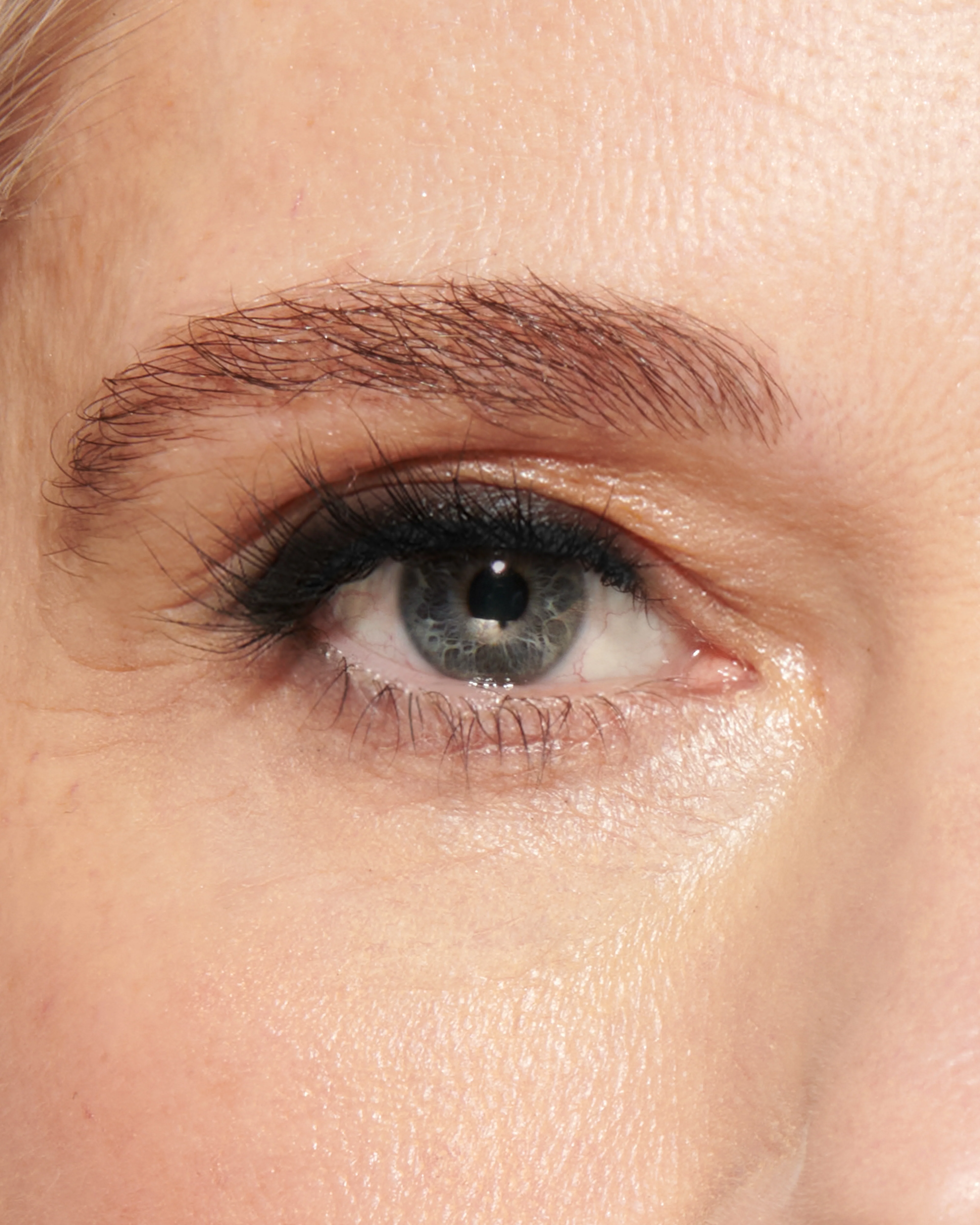 Black Treacle (Seamless Glide Eye Pencil) - Image 4