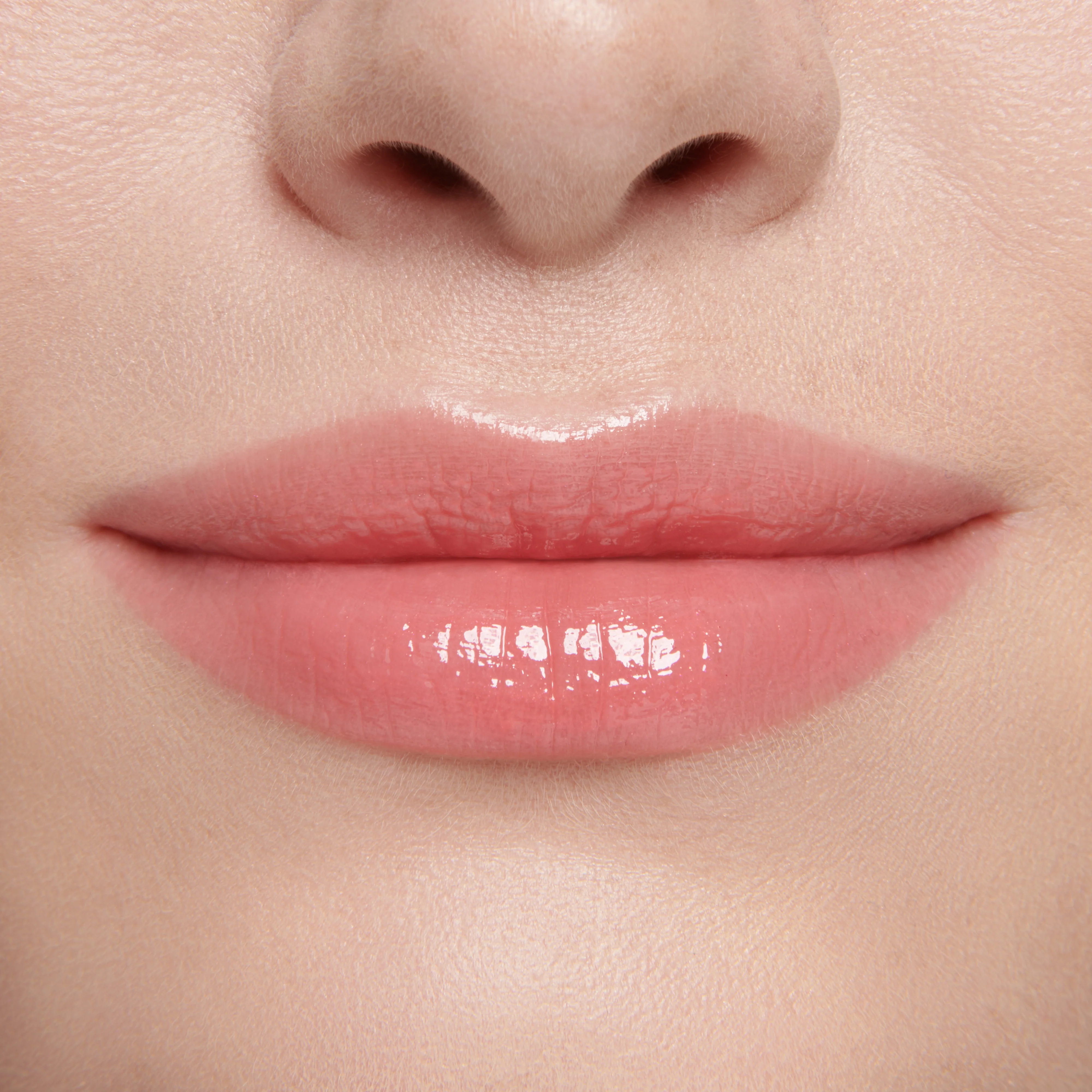Go Lightly (Gloss Embrace Lip Gloss) - Image 6