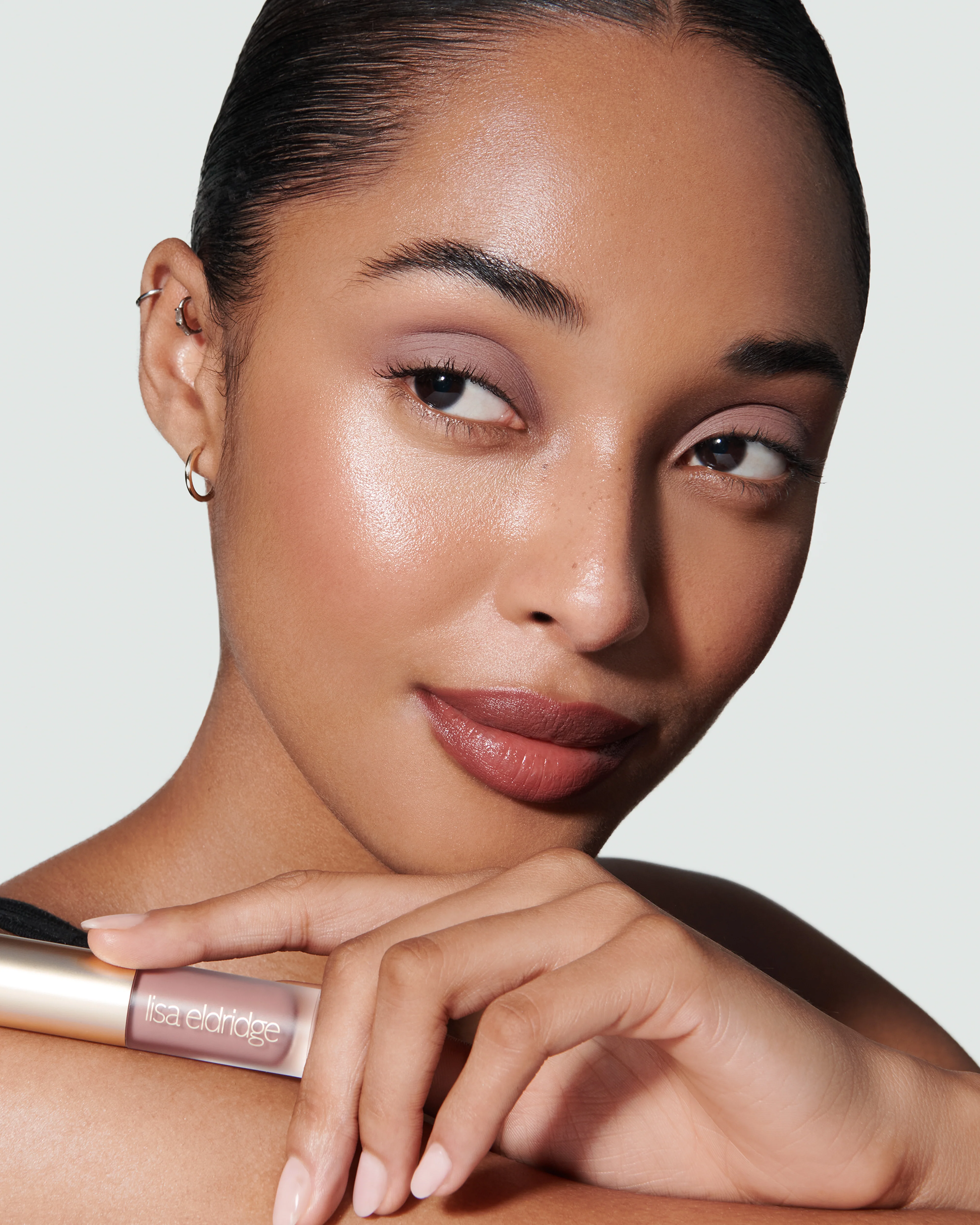 Ione (Liquid Silk Liquid Eyeshadow) - Image 9