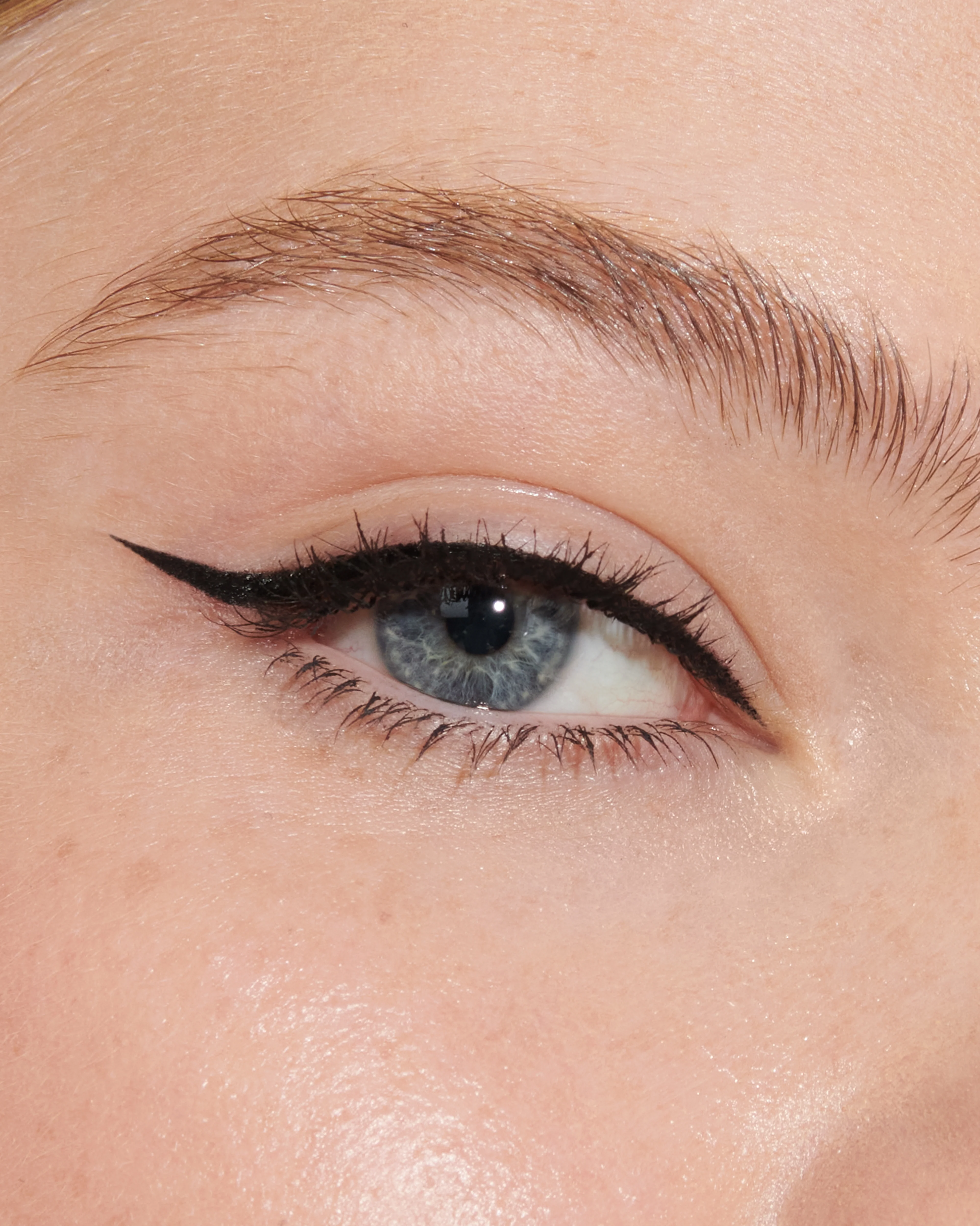 Black (Kitten Flick Liquid Eyeliner) - Image 3