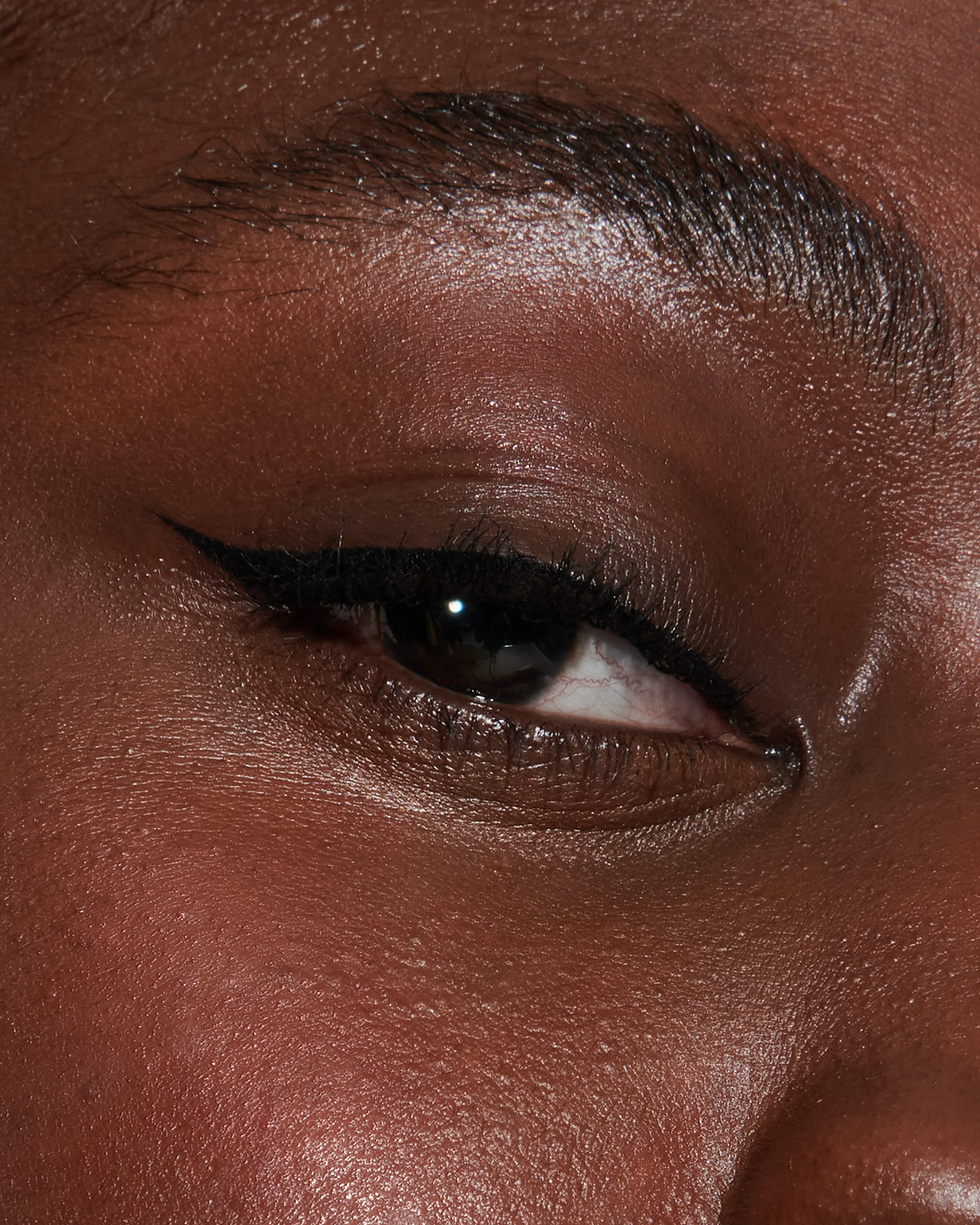 Black (Kitten Flick Liquid Eyeliner) - Image 5