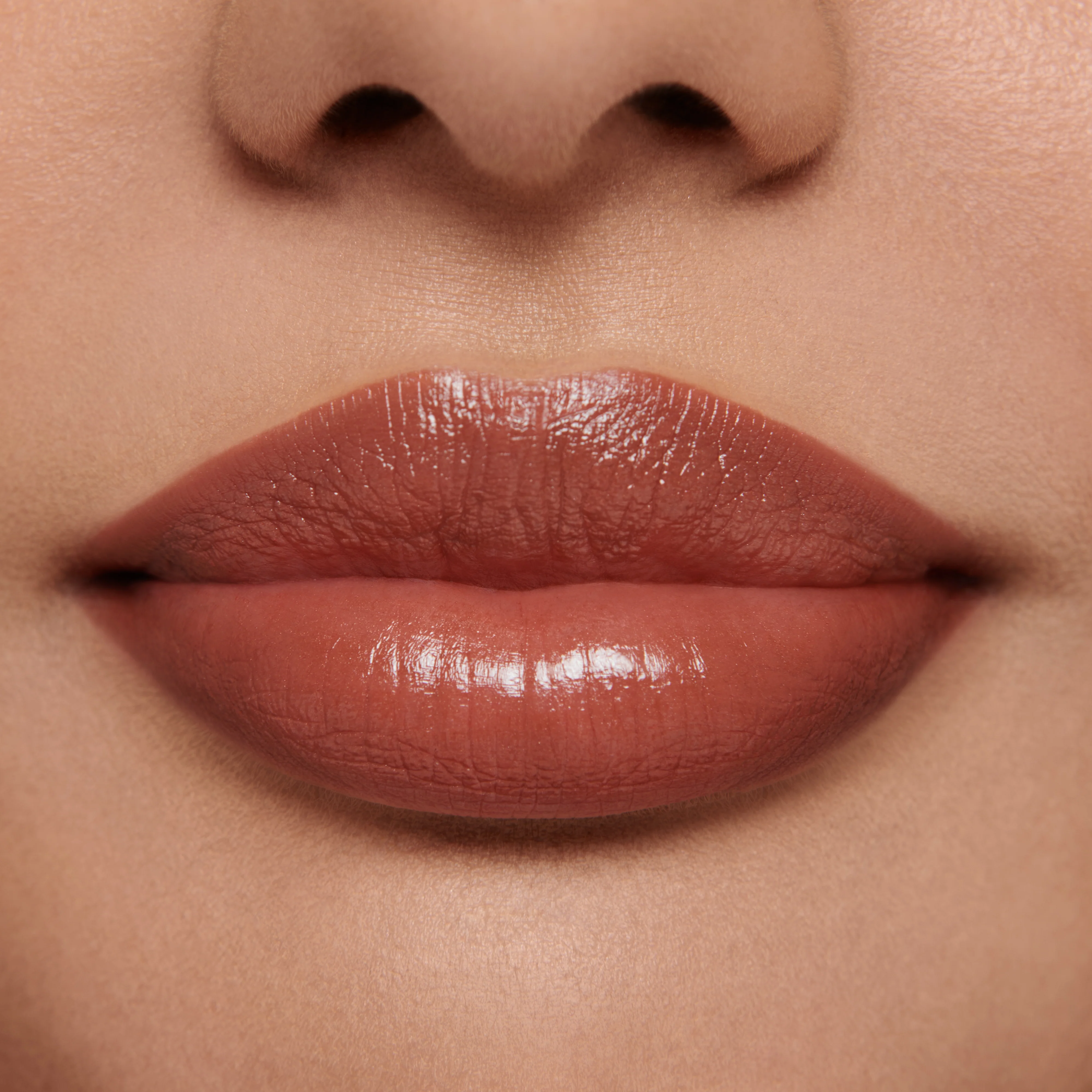 Meet Me In Berlin (Luxuriously Lucent Lip Colour) - Image 14