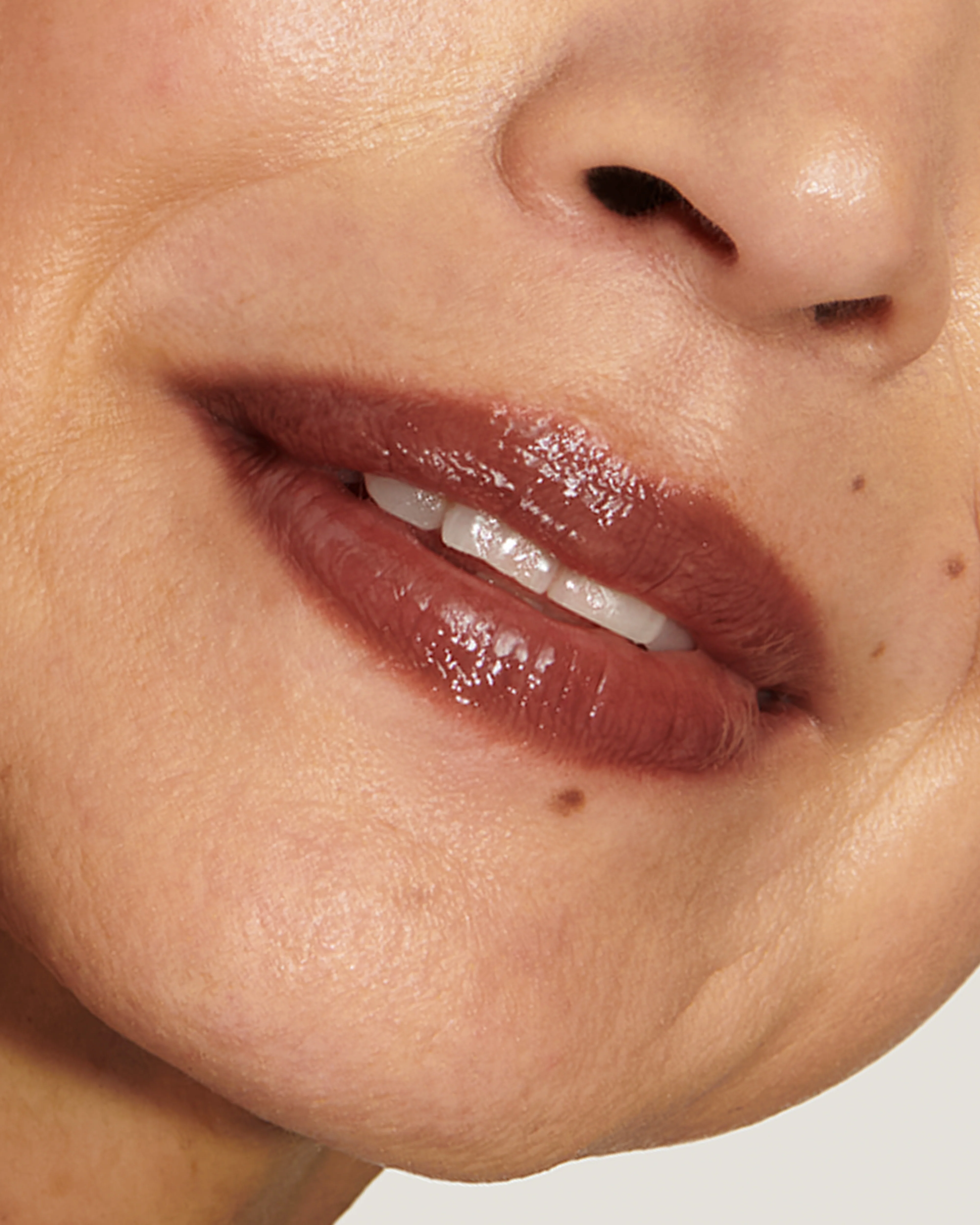 Metropolis (Baume Embrace Melting Lip Colour) - Image 7