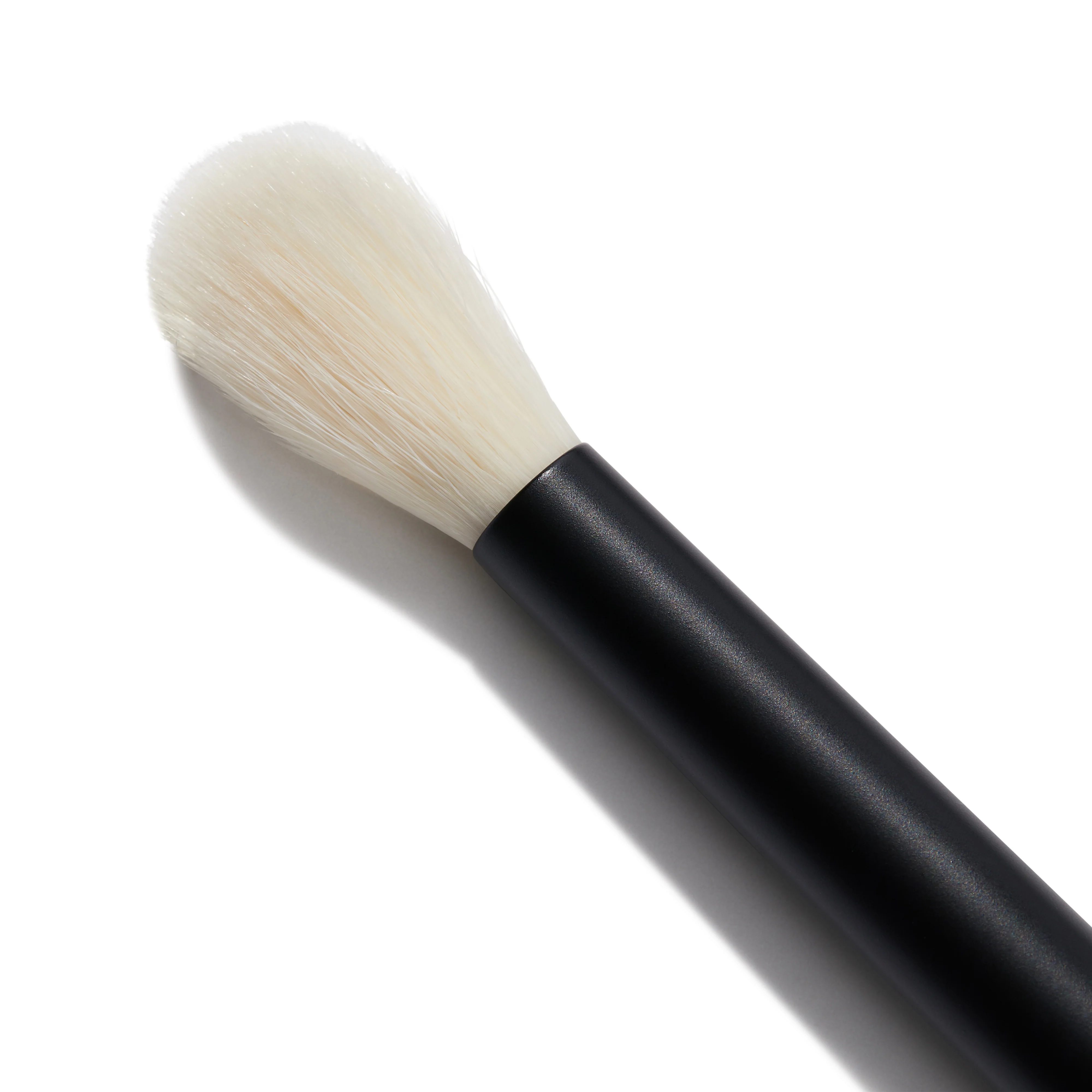 No. 9 Fluffy Blend Eye Brush (Seamless Blend Brush) - Image 5