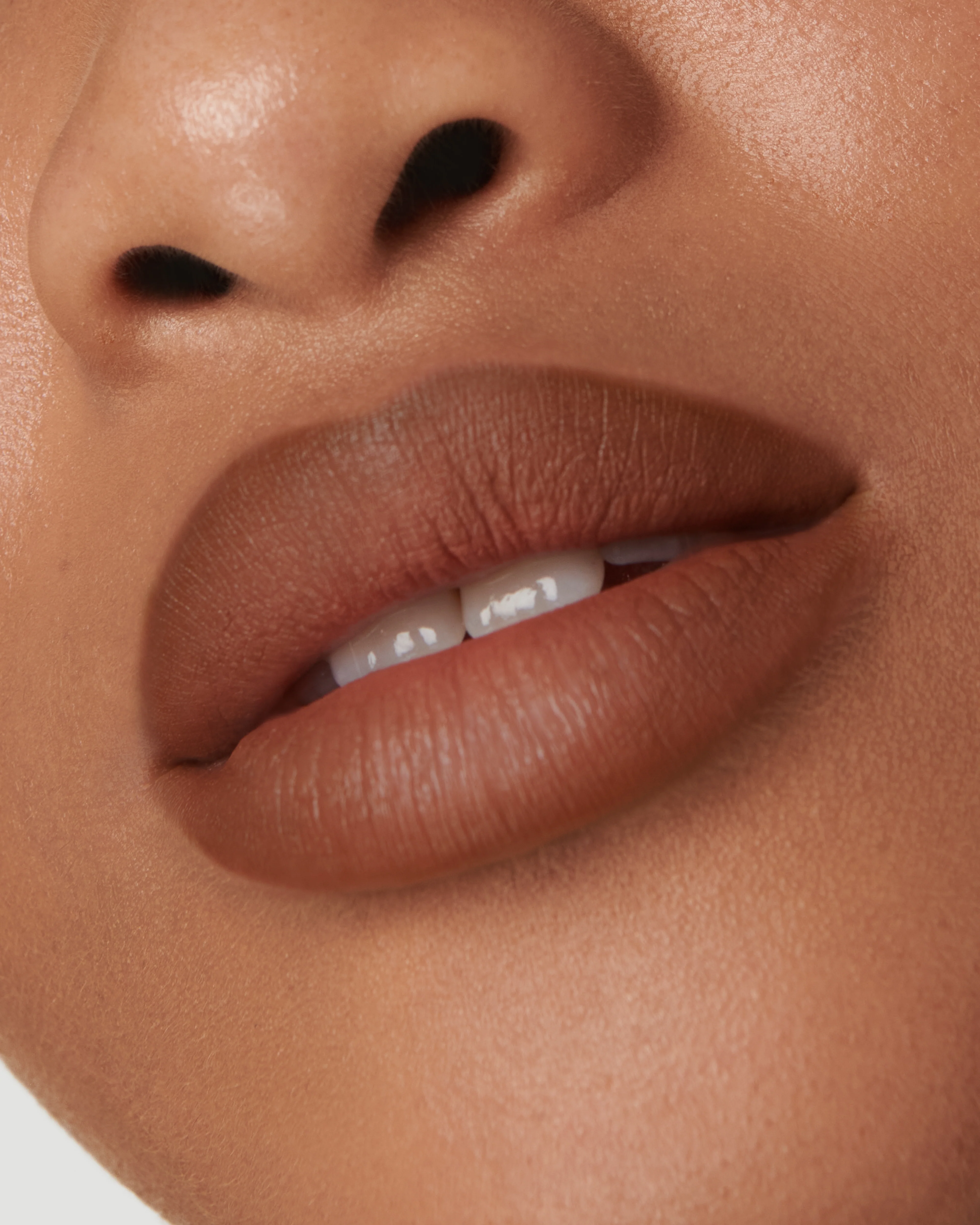 2N Medium Cork  (Sculpt and Shade Lip Pencil) - Image 5