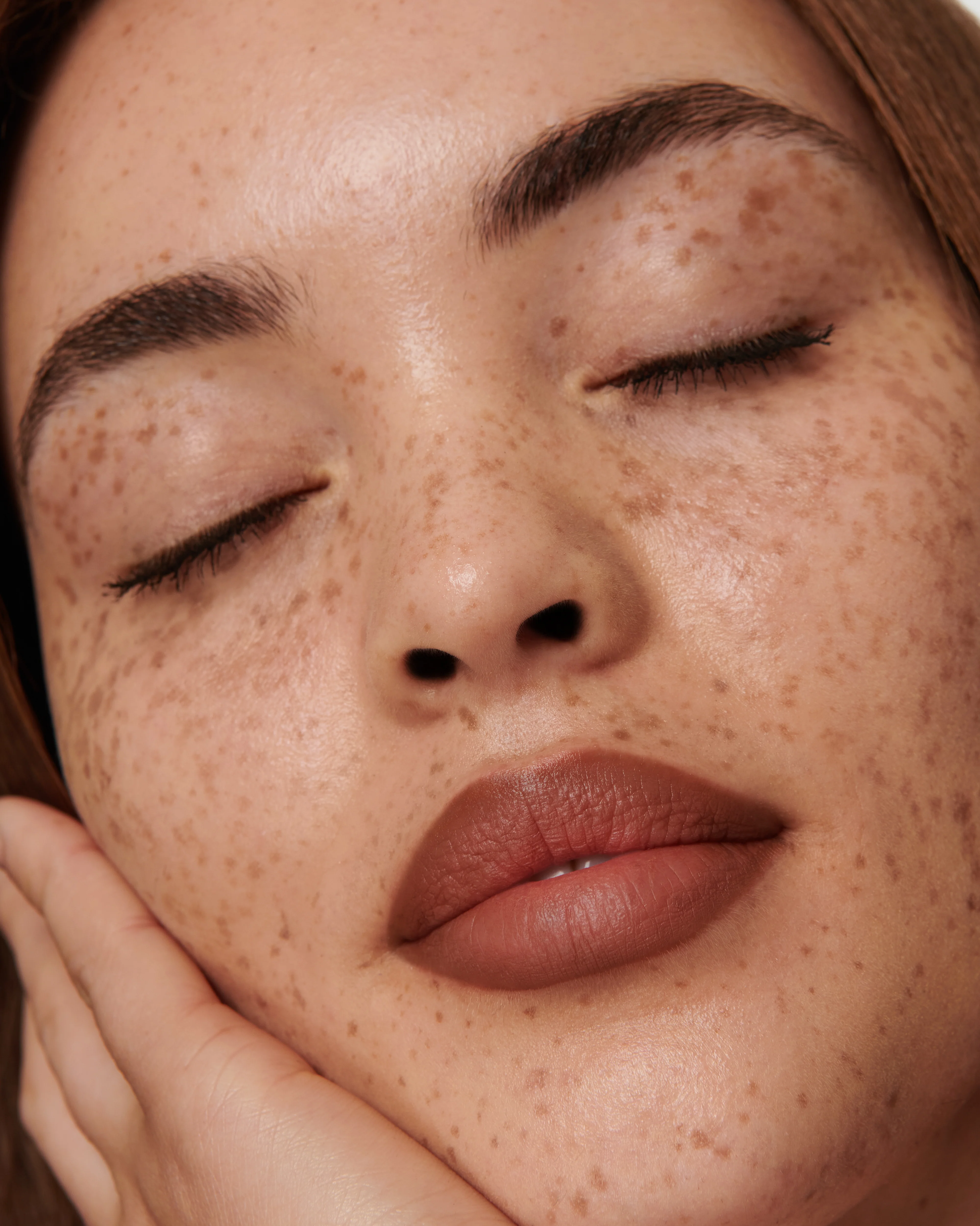 2N Medium Cork  (Sculpt and Shade Lip Pencil) - Image 7