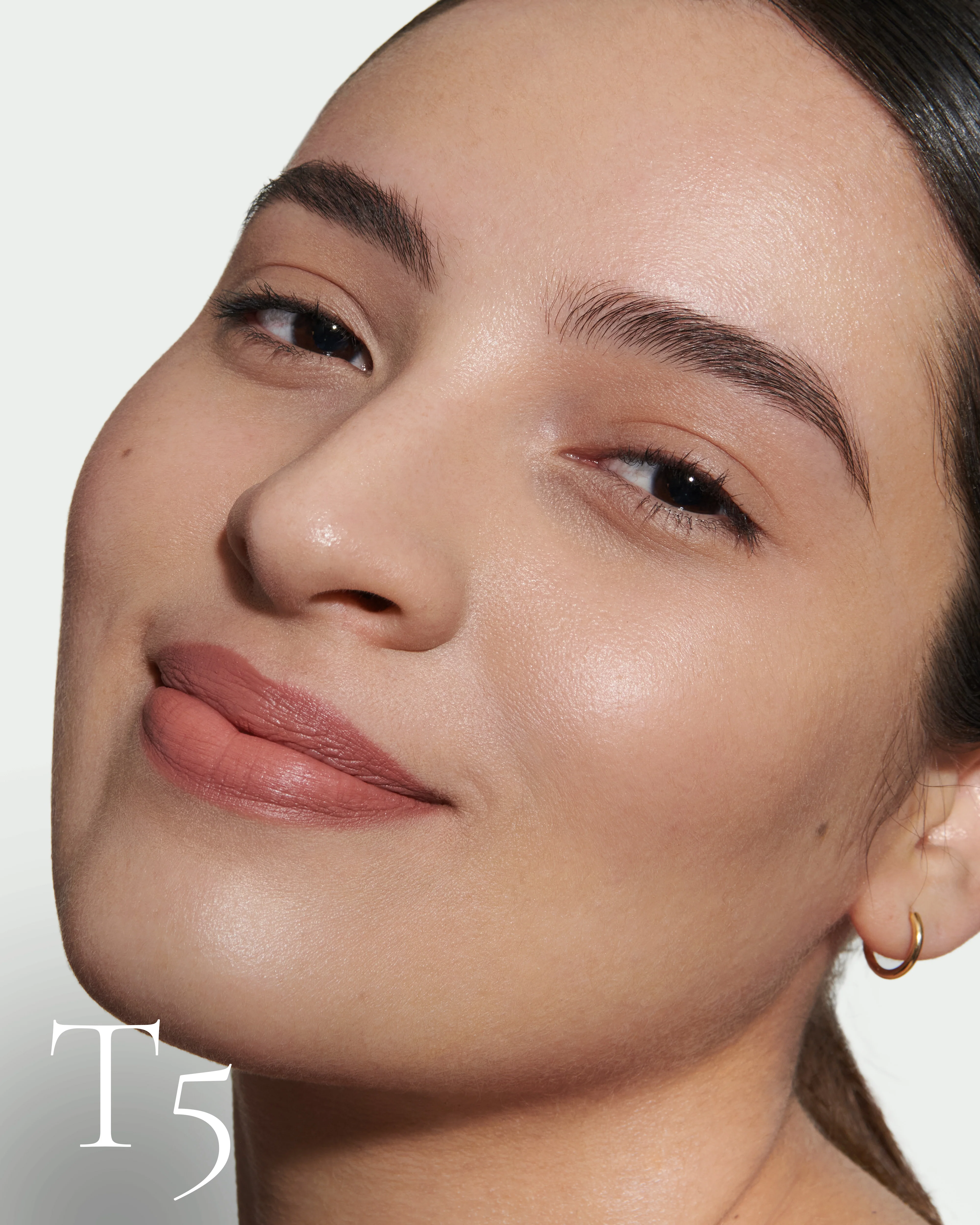T5 (Seamless Skin Enhancing Tint) - Image 5
