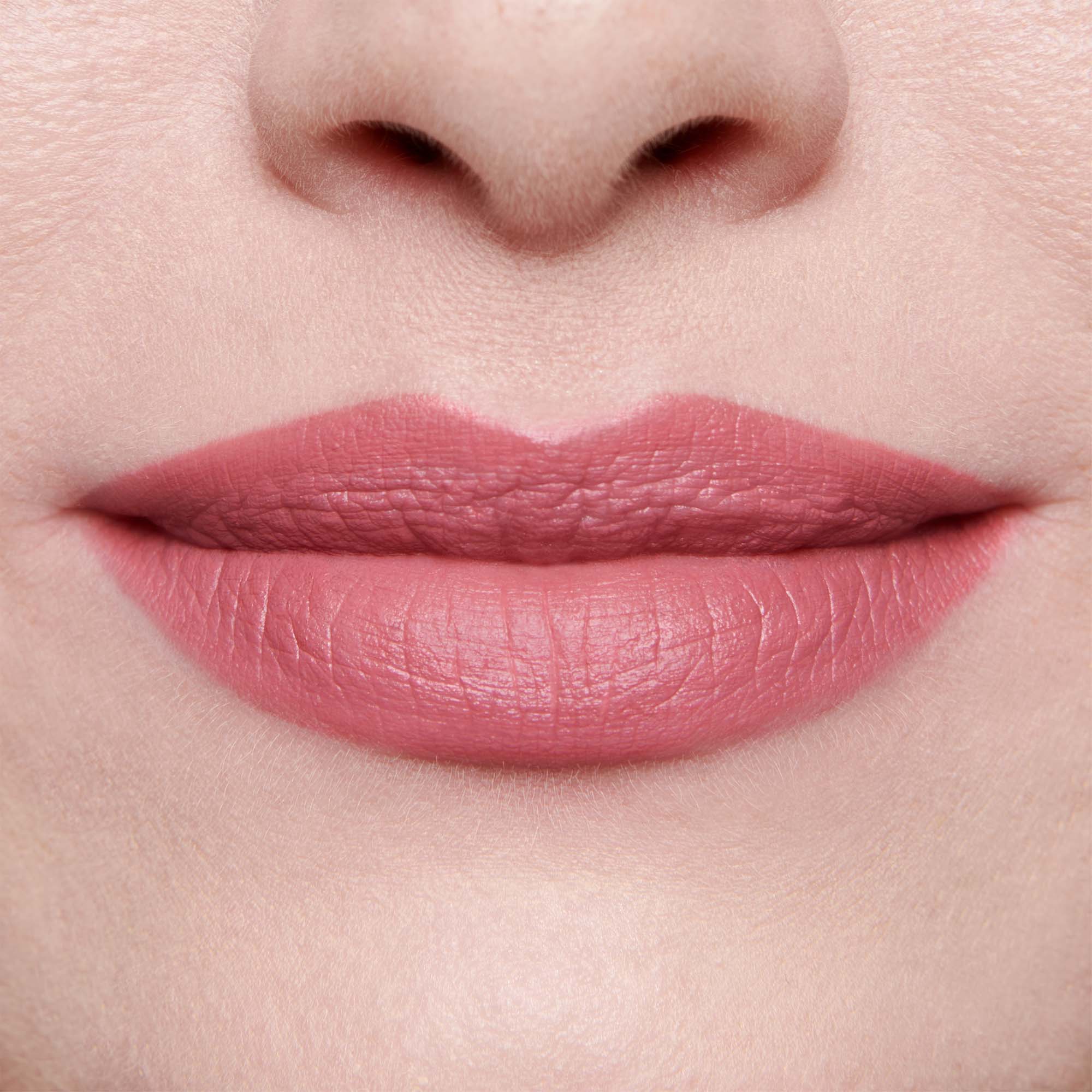 Velvet Blush Lightly (True Velvet Lip Colour) - Image 7