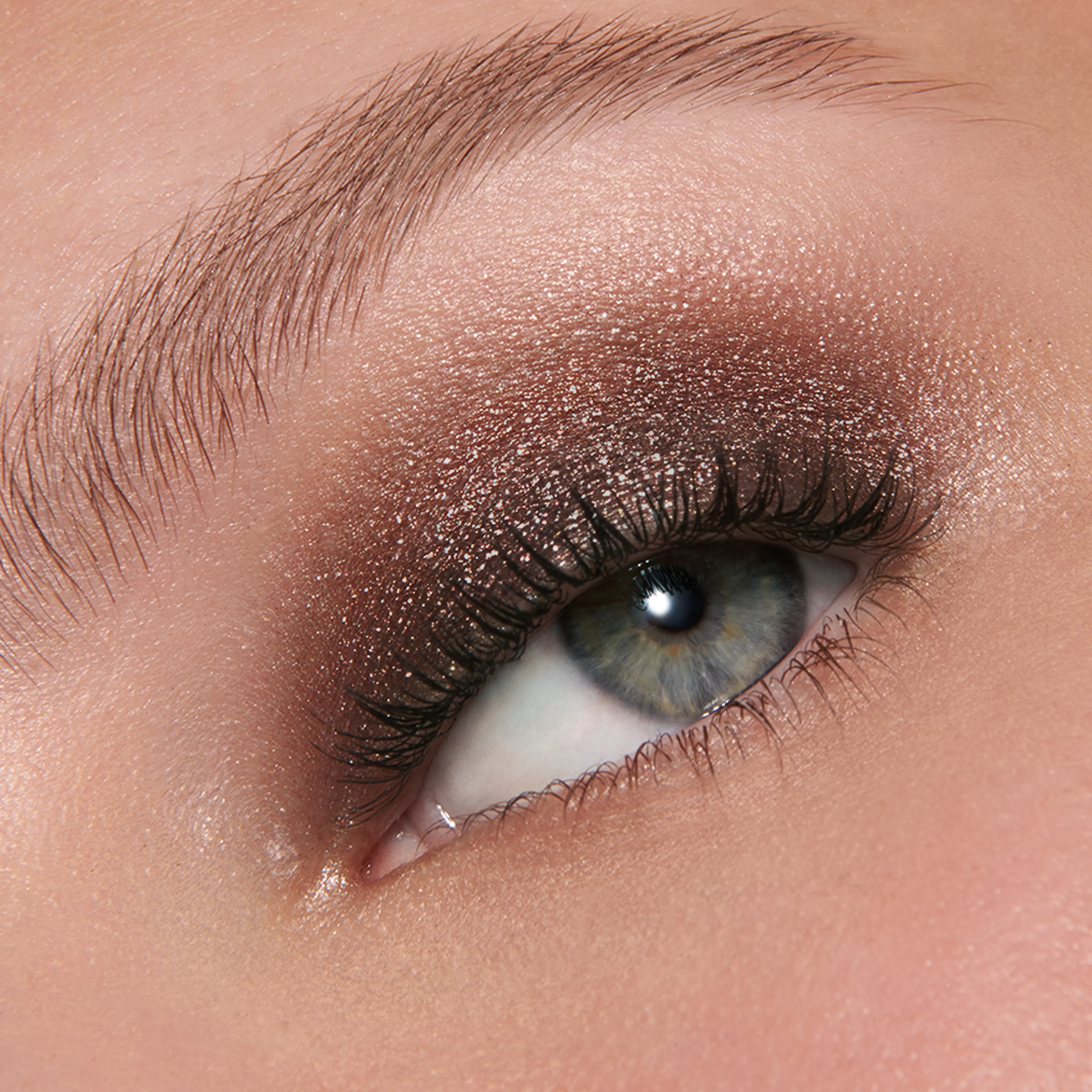 Zora (Liquid Lurex Eyeshadow) - Image 4